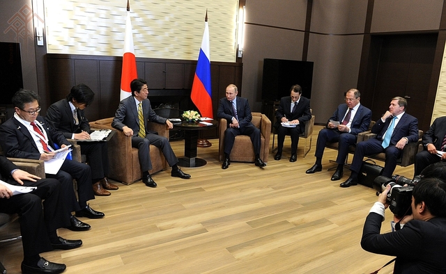 Встреча Президента России Владимира Путина с японским премьер-министром Синдзо Абэ в городе Нагато
